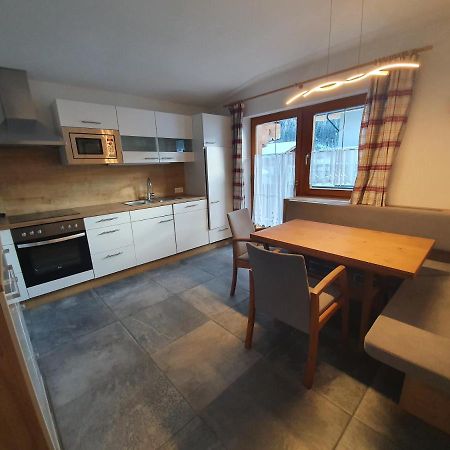 Апартаменти Haus Stefan Нойштіфт-ім-Штубайталь Екстер'єр фото